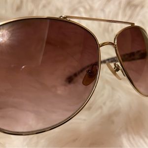 Foster Grant | Aviator Sun Glasses